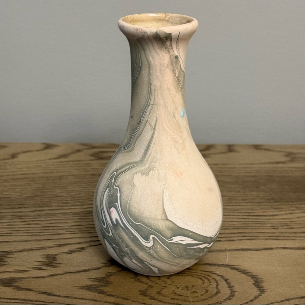 Vintage Ey-Noree Pottery Southwest Style Swirl Vase